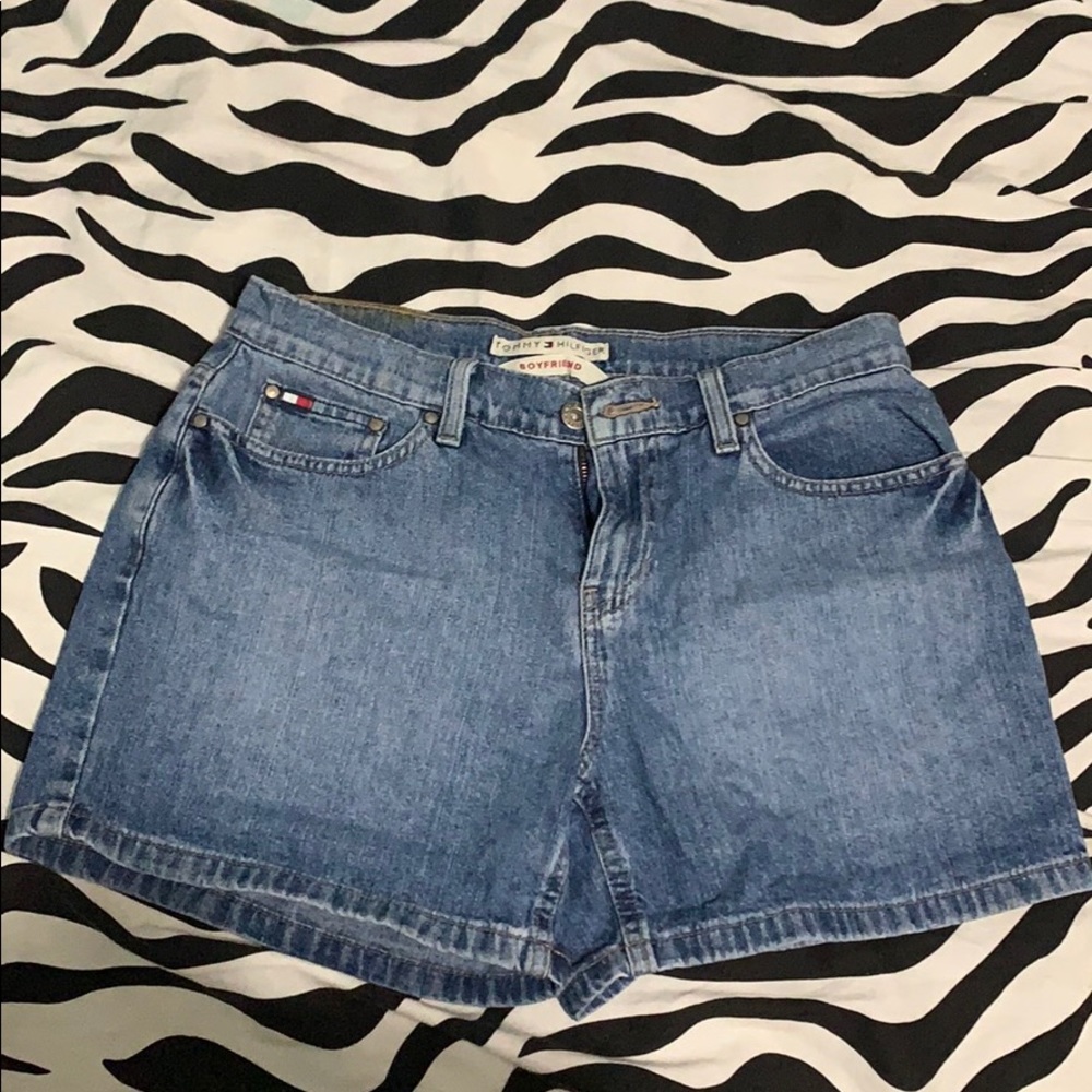 Tommy Hilfiger boyfriend jean shorts